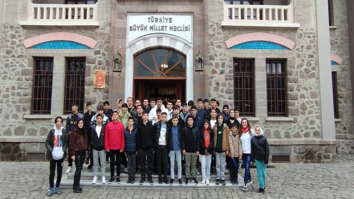 Öğrencilerimiz Anıtkabir ve Kapadokya Gezisinde